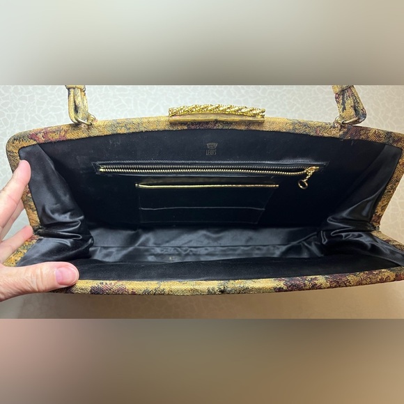 VINTAGE: Crown Lewis | floral brocade tapestry handbag. - Picture 15 of 16